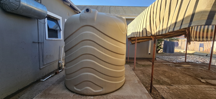 3 Bedroom Property for Sale in Verwoerdpark Northern Cape